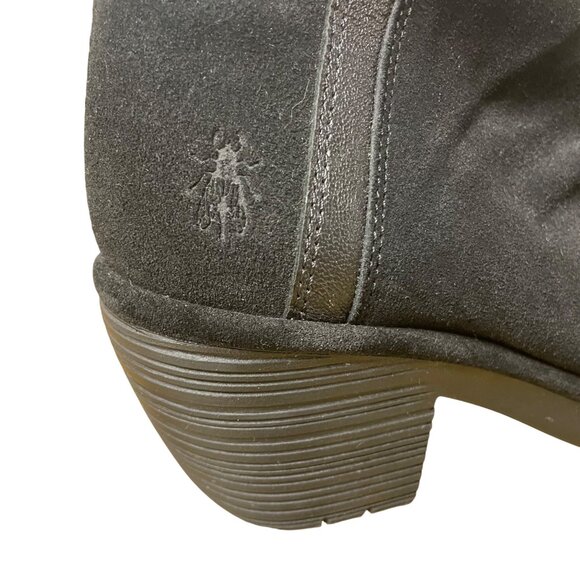 Fly London Wynn Suede Ankle Booties Sz 38 (EU) Zip Close Rounded Toe - Picture 4 of 10